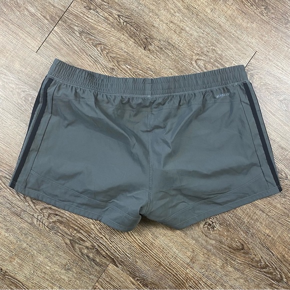 Adidas Shorts Women XL Gray Black Trio 3 Stripe Running Athletic Elastic Waist - Picture 4 of 6